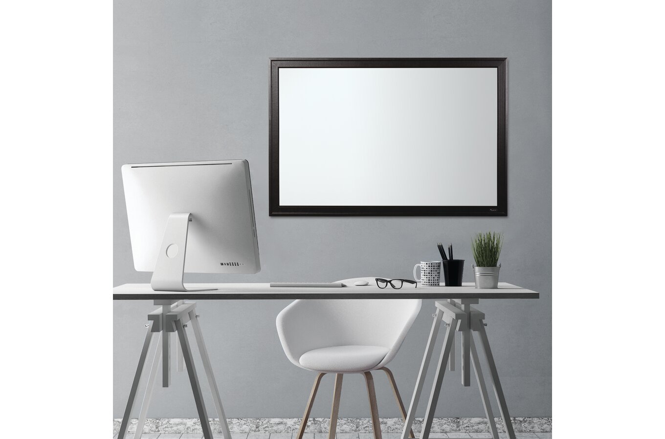 Table Top Dry Erase board using Acrylic Photo Frame - The Nomad Studio