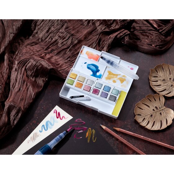 Metallic Paint Pan Set Metallic Paint 12 Pan Palette Derwent UK