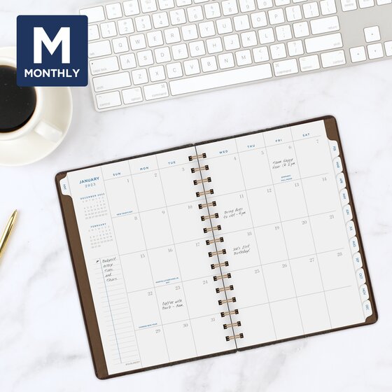 at a glance 2018 monthly planner 1008-905