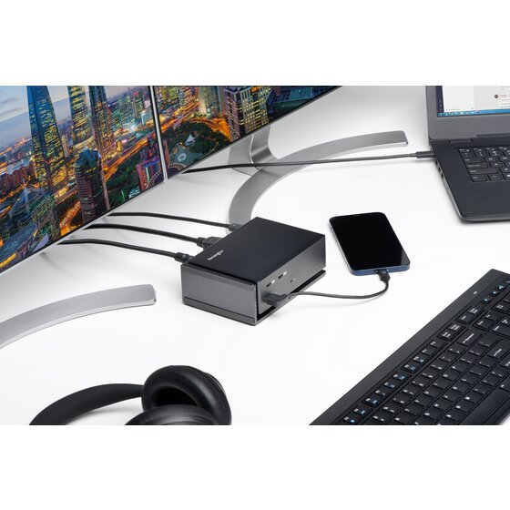 SD5560T Thunderbolt™ 3 and USB-C Dual 4K Hybrid Docking Station