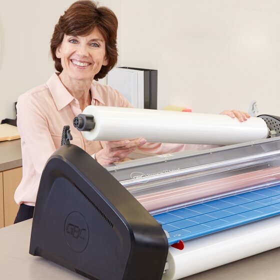 GBC® Pinnacle 27 EZLoad™ Thermal Roll Laminator, 27