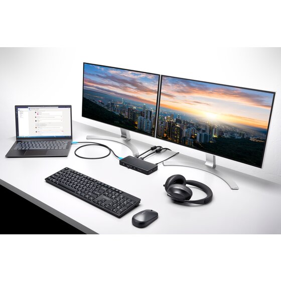 SD4841P USB-C 10Gbps Triple Video Driverless Docking Station
