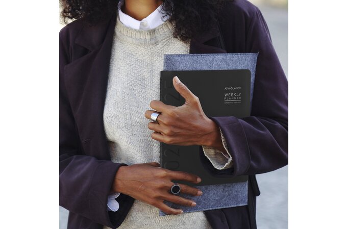 AT-A-GLANCE® Contemporary Academic 2024-2025 Weekly Monthly Planner