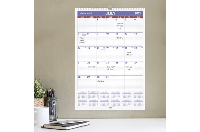 AT-A-GLANCE® Academic 2024-2025 Monthly Wall Calendar, Large, 15 1/2" x