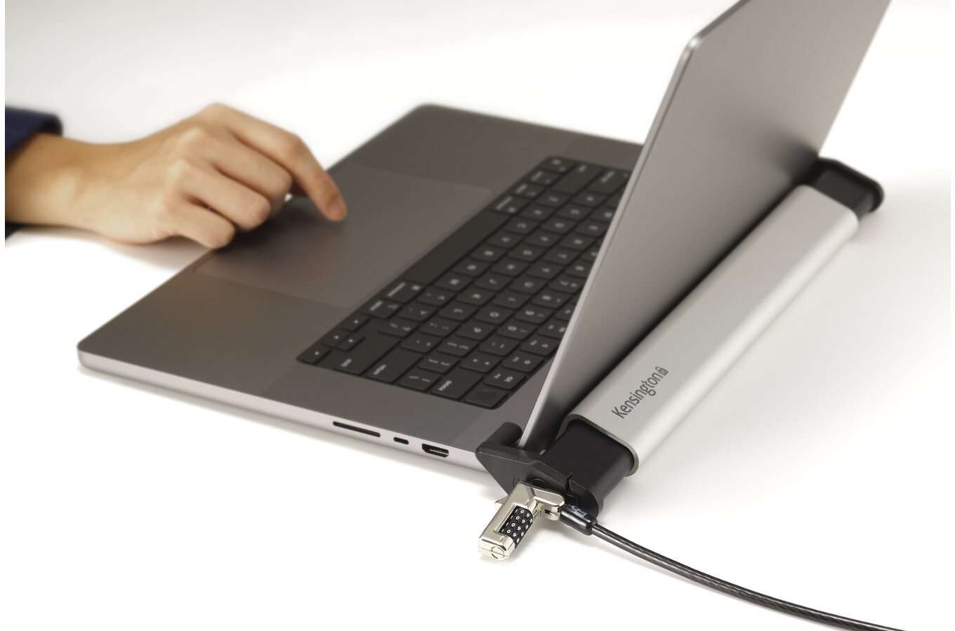 Kensington Station Sécurité 2.0 Pour Ordinateur Portable 11-15.6" - Verrouillage Sans Modification - Câble MicroSaver Inclus