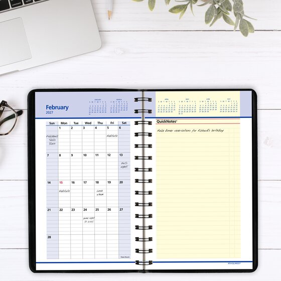 AT-A-GLANCE® QuickNotes® Weekly Monthly Appointment Books