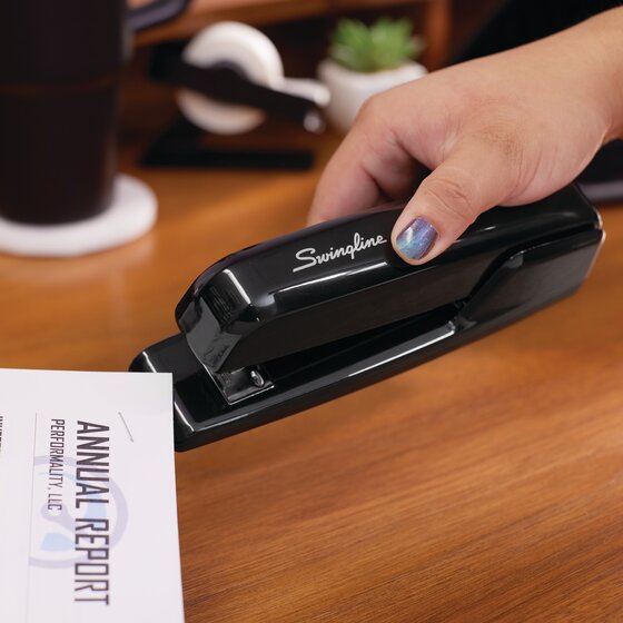 Swingline 747 Business Desktop Stapler Antimicrobial 30 Sheets Black Swingline Full Size Staplers Desktop Staplers Swingline