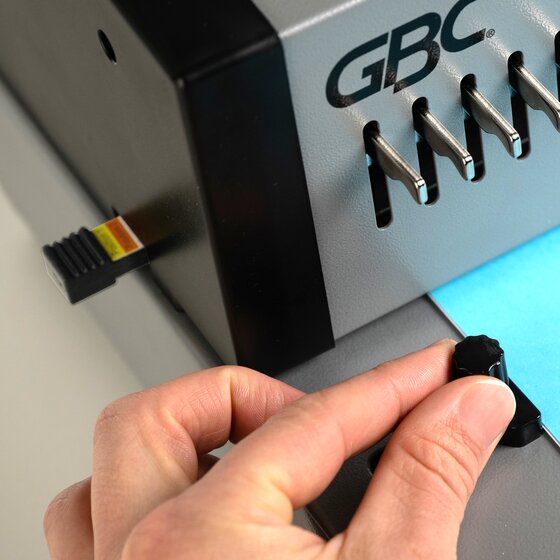 GBC® CB25E PRO CombBind® Electric Punch and Bind Machine
