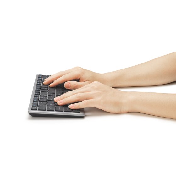 koguma様KB専用 KB435 EQ Rechargeable Multi-Device Compact Keyboard | Computer