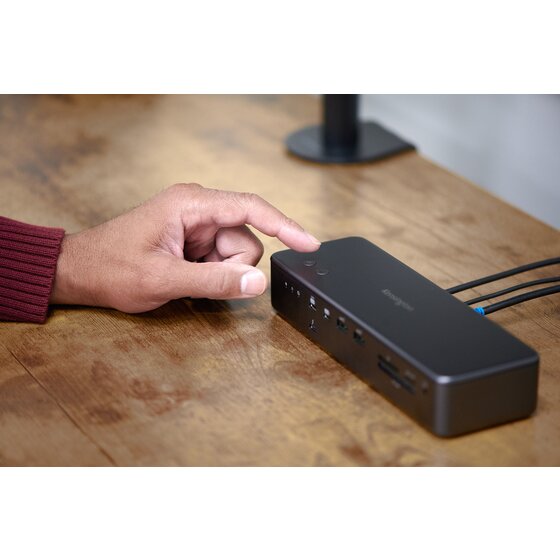 SD7100T5 EQ Pro 19-in-1 Thunderbolt™ 5 Docking Station with 140W
