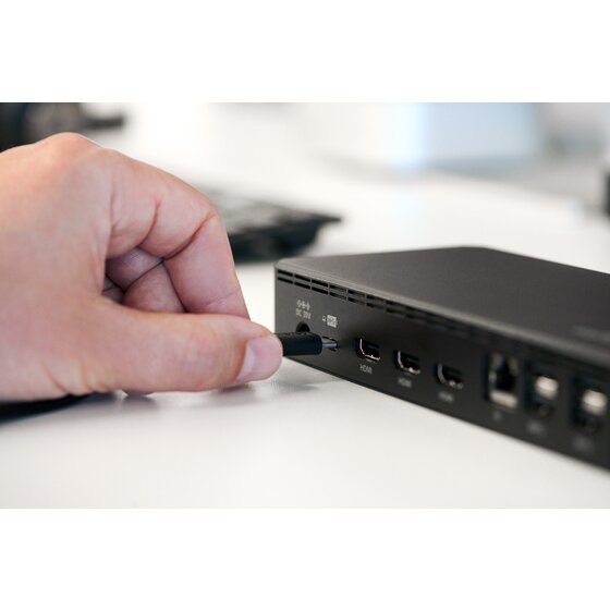SD4760P USB-C® Triple Display Docking Station - 100W PD - HDMI