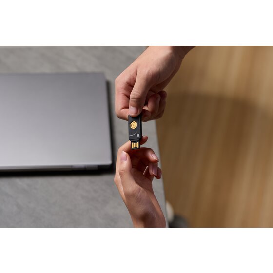 VeriMark™ NFC+ USB-A Security Key | Biometric Security