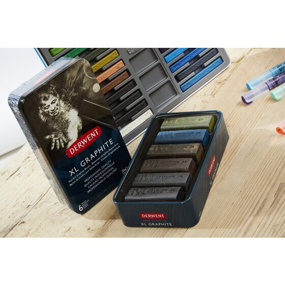 Derwent XL Graphite Tin – 6 Chunky Blocks for Textures, Tones & Blending