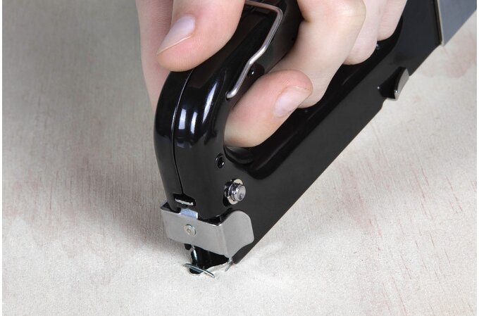 Taker Tools RAPID TOOLS TACKER COMPACTA STEEL | TACKERS AND PLIERS | ACCO Partner
